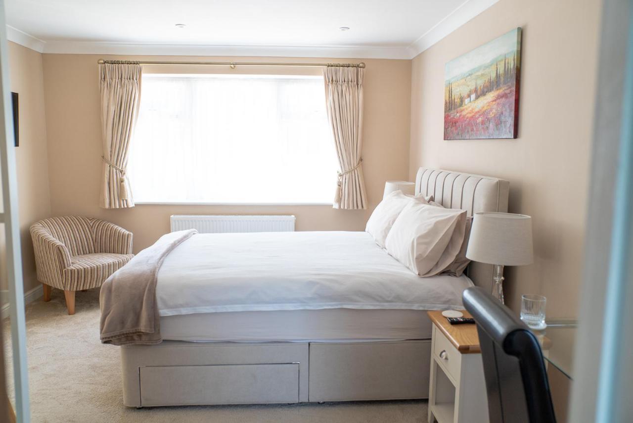 The Cedars Bed & Breakfast West Clandon ภายนอก รูปภาพ
